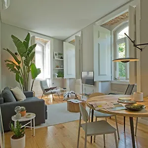 Apartment Urban Chic Alfama: Renovated 19th Century Flat, Lisbon
